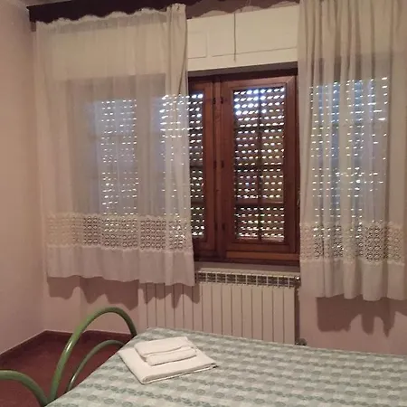 Lorena Otel